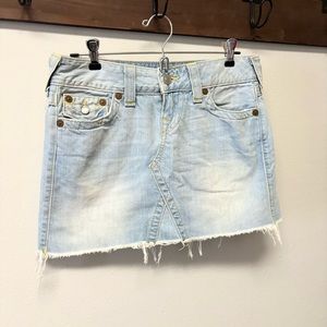 True Religion Light Wash denim Mini Skirt size 28